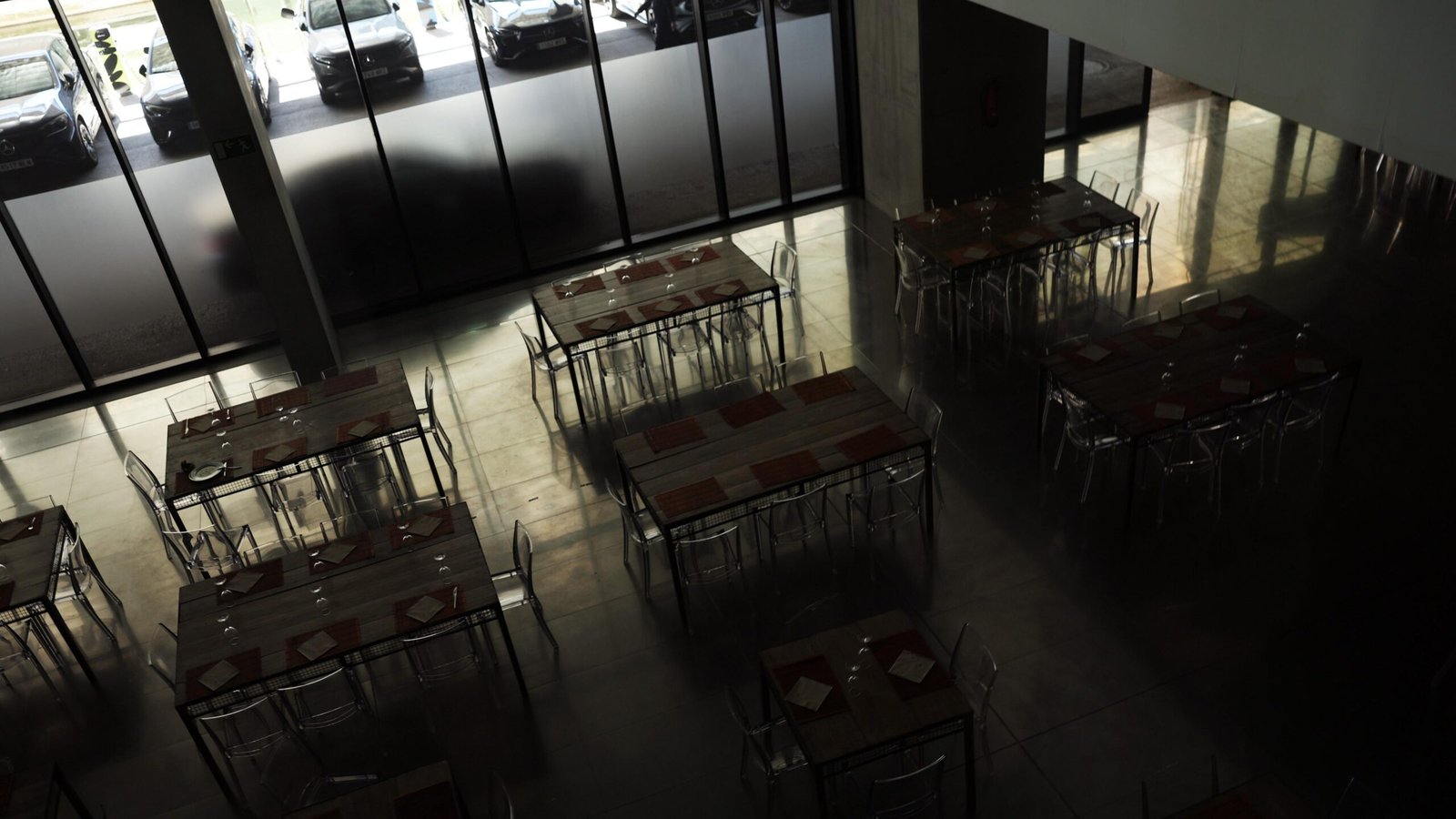 The Madrid Open dining room in darkness during the blackout